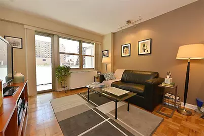 250 E 87th Street #8-D, New York City, NY 10128 - Photo 18