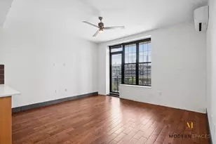 42-60 Crescent St, New York City, NY 11101 - Photo 4