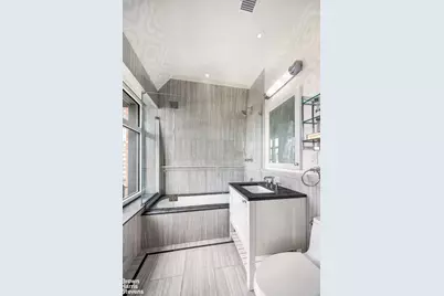 132A E 65th Street #PH1, New York City, NY 10065 - Photo 14