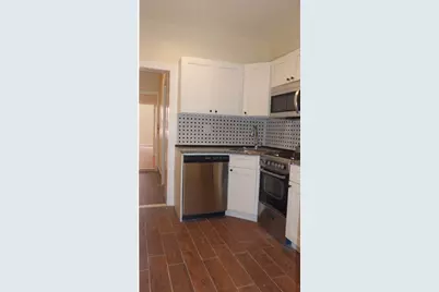 330 E 76th Street #3E, New York, NY 10021 - Photo 8