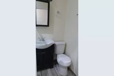 330 E 76th Street #3E, New York, NY 10021 - Photo 10