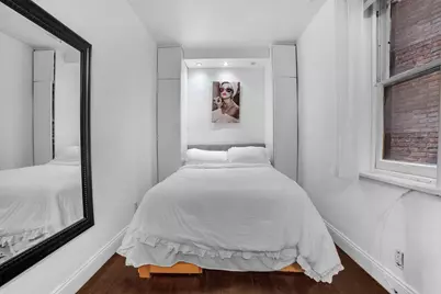 317 E 73rd Street #4RW, New York, NY 10021 - Photo 6