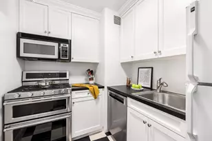 444 E 75th St, New York City, NY 10021 - Photo 6