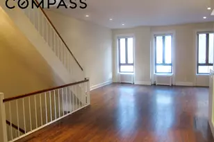 442 W 44th St, New York, NY 10036 - Photo 2