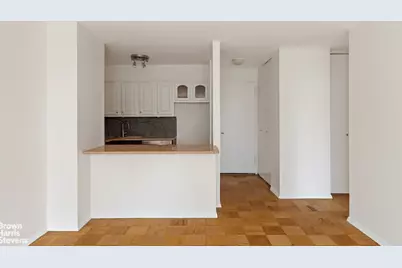 340 E 93rd Street #22J, New York, NY 10128 - Photo 2