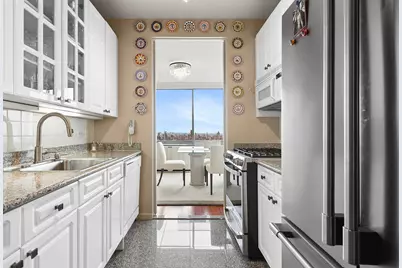 111 W 67th Street #41E, New York, NY 10023 - Photo 10