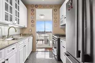 111 W 67th St, New York, NY 10023 - Photo 10