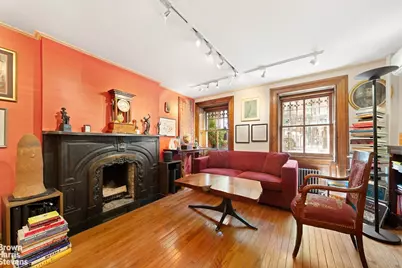 239 W 13th Street, New York City, NY 10011 - Photo 4