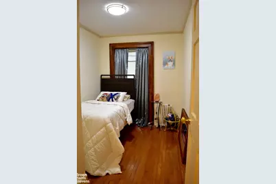 239 W 13th Street, New York City, NY 10011 - Photo 24