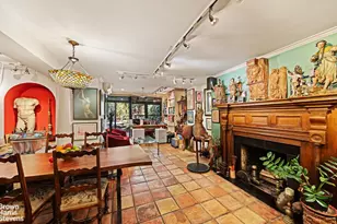 239 W 13th St, New York City, NY 10011 - Photo 8