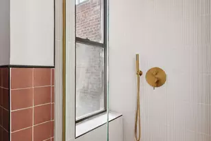 41 Perry St, New York City, NY 10014 - Photo 6