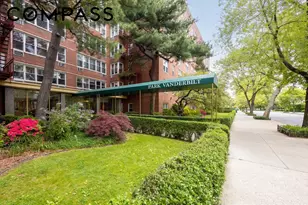 651 Vanderbilt St, Brooklyn, NY 11218 - Photo 8