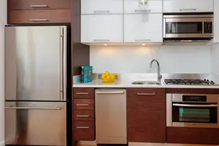 161 N 4th St, New York City, NY 11211 - Photo 4