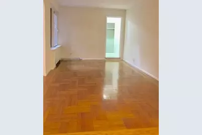 340 E 66th Street #2F, New York, NY 10065 - Photo 2