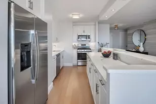 155 W 68th St, New York City, NY 10023 - Photo 4