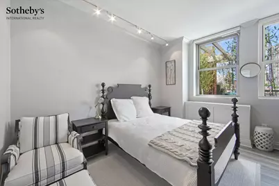 350 E 82nd Street #7X, New York, NY 10028 - Photo 8