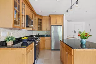 415 Argyle Rd, New York City, NY 11218 - Photo 8