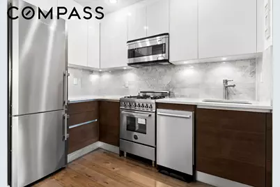 11-35 45th Avenue #2H, New York City, NY 11101 - Photo 4