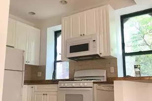 401 E 90th St, New York, NY 10128 - Photo 2