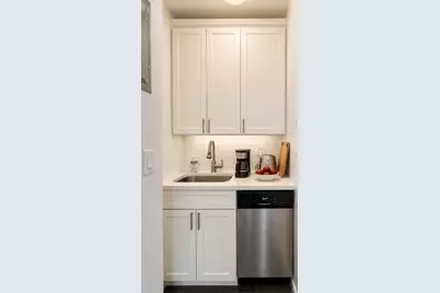 205 W 88th Street #8H, New York, NY 10024 - Photo 2