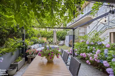 5-49 Borden Avenue #2B, New York City, NY 11101 - Photo 22
