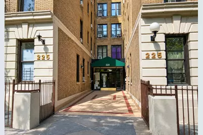225 Central Park N #35, New York, NY 10026 - Photo 16