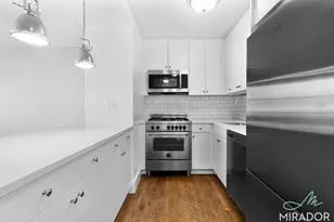 330 E 39th St, New York City, NY 10016 - Photo 4