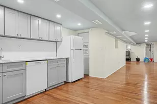17-35 Stephen St, Ridgewood, NY 11385 - Photo 20