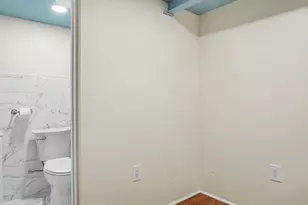 17-35 Stephen St, Ridgewood, NY 11385 - Photo 10