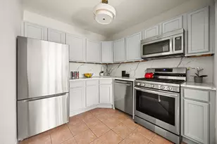 593 17th St, New York City, NY 11218 - Photo 6