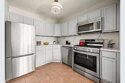 593 17th Street #3R, Brooklyn, NY 11218 - Photo 6