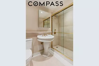 10 E 70th Street #3A, New York City, NY 10021 - Photo 8