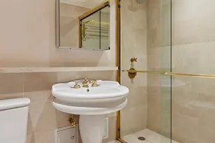 10 E 70th St, New York City, NY 10021 - Photo 8