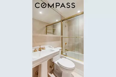10 E 70th Street #3A, New York City, NY 10021 - Photo 6
