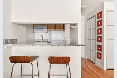 233 E 86th Street #6B, New York, NY 10028 - Photo 2