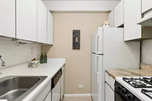 225 E 57th St, New York City, NY 10022 - Photo 4