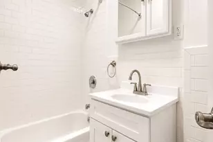246 E 90th St, New York, NY 10128 - Photo 14