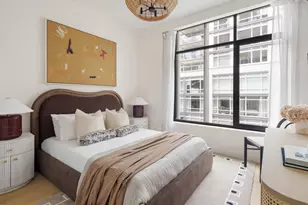 142 W 21st St, New York City, NY 10011 - Photo 8