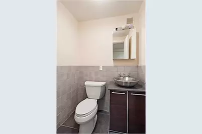 215 E 81st Street #5D, New York, NY 10028 - Photo 4