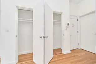 353 W 44th St, New York City, NY 10036 - Photo 6