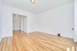 353 W 44th St, New York City, NY 10036 - Photo 2