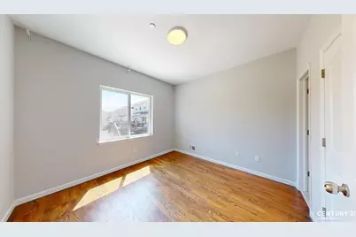 109 Gower Street, New York City, NY 10314 - Photo 16