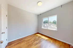 109 Gower St, New York City, NY 10314 - Photo 10