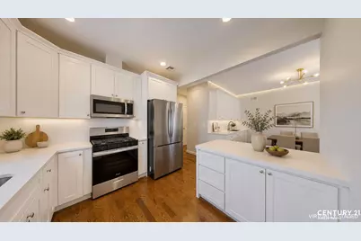 109 Gower Street, New York City, NY 10314 - Photo 4