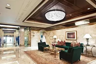 106 Central Park S, New York City, NY 10019 - Photo 10