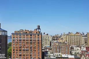 11 Riverside Dr, New York City, NY 10023 - Photo 14