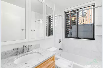 145 W 67th Street #4G, New York, NY 10023 - Photo 18