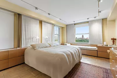 1016 5th Avenue #14B, New York City, NY 10028 - Photo 8