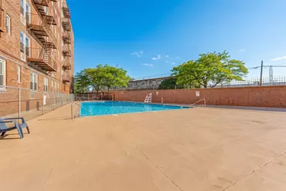 46-01 39th Avenue #103, New York City, NY 11104 - Photo 2
