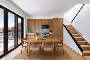 128 Summit St, New York City, NY 11231 - Photo 2